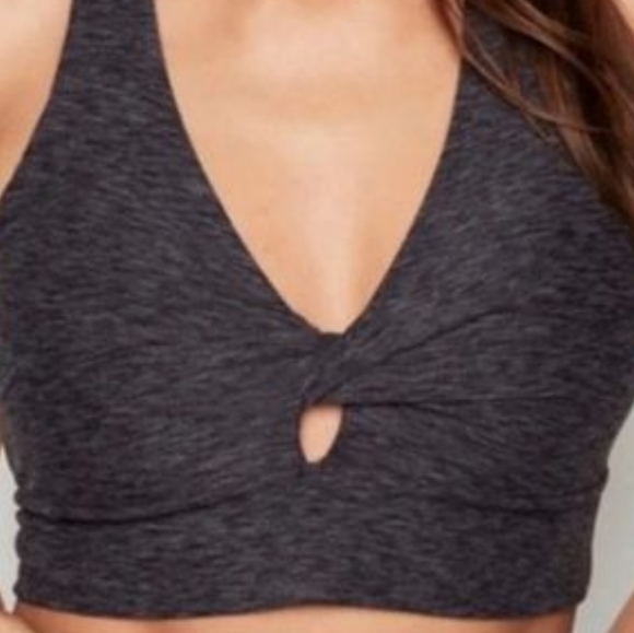 Size S Victoria's Secret gray an black workout sports bra - Picture 15 of 15